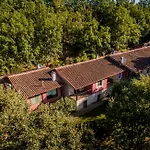 Casasturga Apartment *